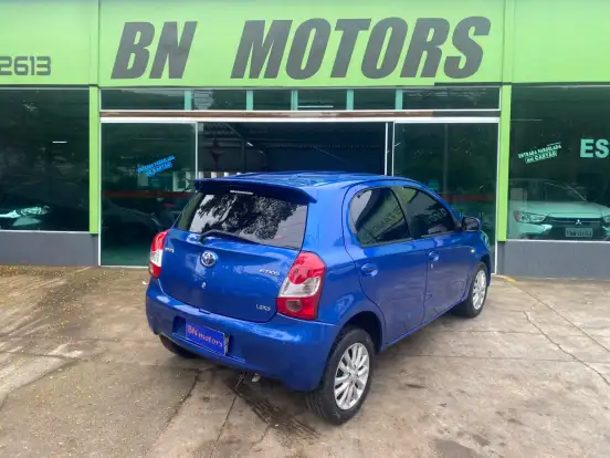TOYOTA-ETIOS-1.3 XS 16V FLEX 4P MANUAL TOYOTA-ETIOS-2012