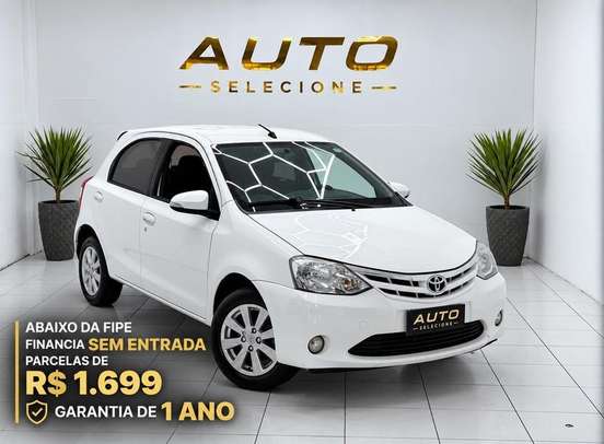 TOYOTA-ETIOS-2016