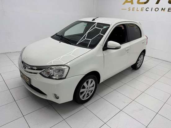 TOYOTA-ETIOS-2016