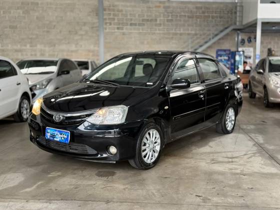 TOYOTA ETIOS 1.5 XLS SEDAN 16V FLEX 4P MANUAL