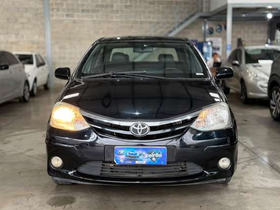 TOYOTA-ETIOS-2012