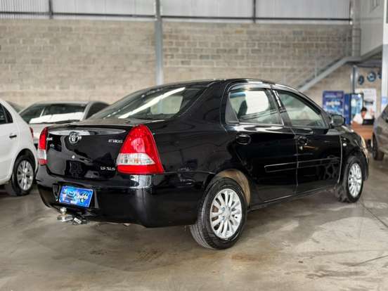TOYOTA-ETIOS-1.5 XLS SEDAN 16V FLEX 4P MANUAL TOYOTA-ETIOS-2012