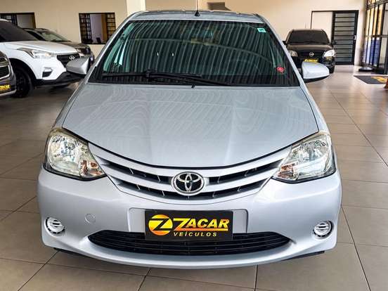 TOYOTA-ETIOS-1.5 XS 16V FLEX 4P MANUAL TOYOTA-ETIOS-2013