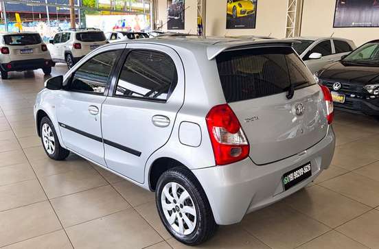 TOYOTA-ETIOS-2013