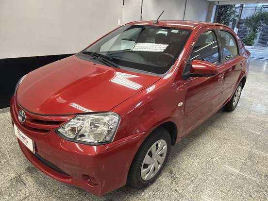 TOYOTA-ETIOS-2016