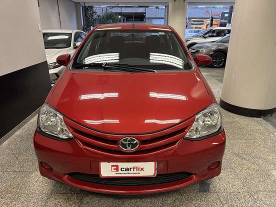 TOYOTA-ETIOS-2016
