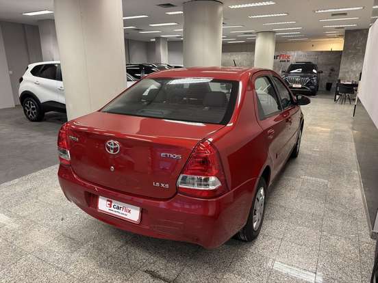 TOYOTA-ETIOS-2016