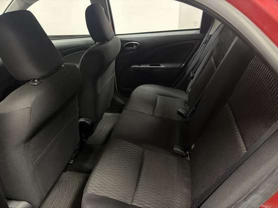 TOYOTA-ETIOS-1.5 XS SEDAN 16V FLEX 4P AUTOMÁTICO TOYOTA-ETIOS-2016