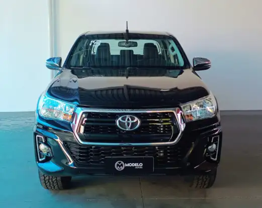 TOYOTA-HILUX-2018