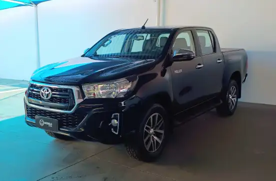 TOYOTA-HILUX-2018