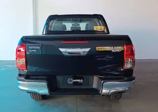 TOYOTA-HILUX-2018