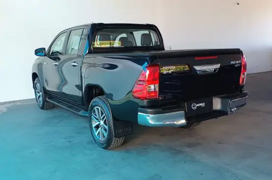 TOYOTA-HILUX-2018