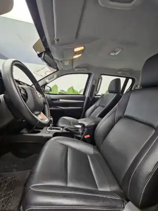 TOYOTA-HILUX-2.8 D-4D TURBO DIESEL CD SRV 4X4 AUTOMÁTICO TOYOTA-HILUX-2021