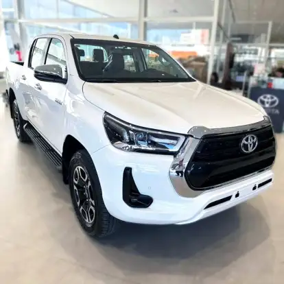TOYOTA-HILUX-2026