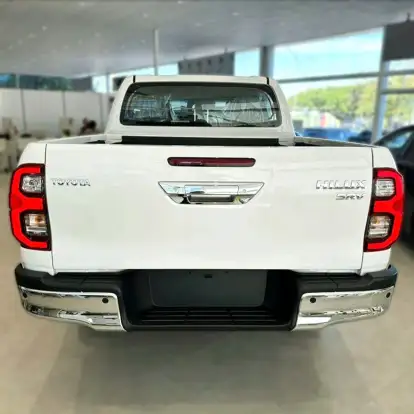 TOYOTA-HILUX-2026