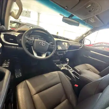 TOYOTA-HILUX-2026