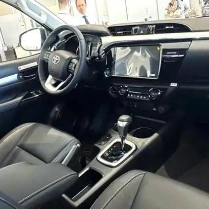 TOYOTA-HILUX-2026
