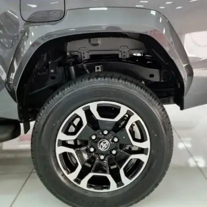 TOYOTA-HILUX-2.8 D-4D TURBO DIESEL CD SRX 4X4 AUTOMÁTICO TOYOTA-HILUX-2026