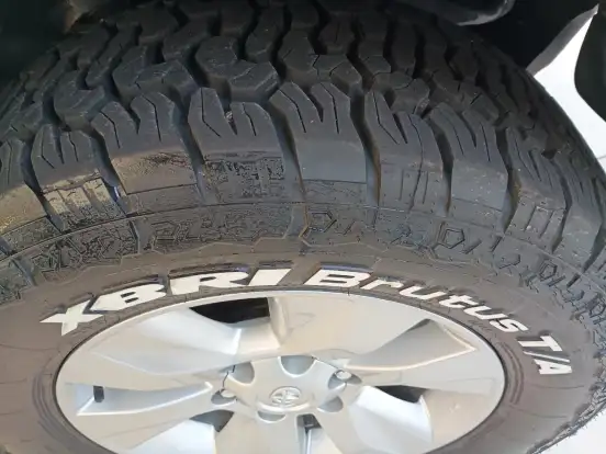 TOYOTA-HILUX-2015