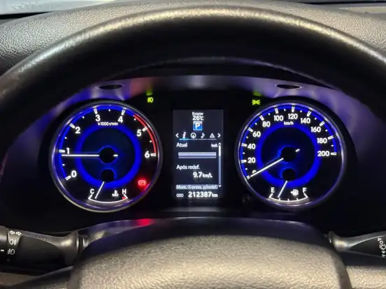 TOYOTA-HILUX-2.8 SRX 4X4 CD 16V DIESEL 4P AUTOMÁTICO TOYOTA-HILUX-2016