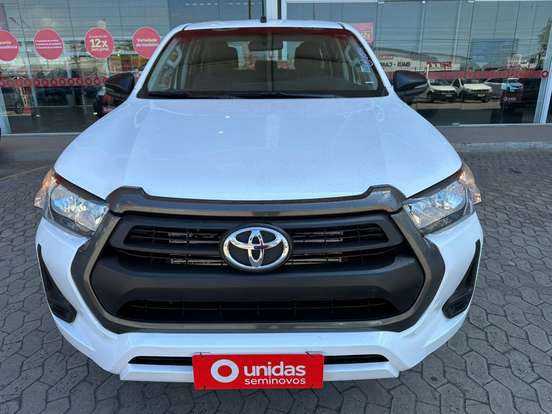 TOYOTA-HILUX-2024