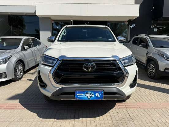 TOYOTA-HILUX-2.8 D-4D TURBO DIESEL CD SRX 4X4 AUTOMÁTICO TOYOTA-HILUX-2021