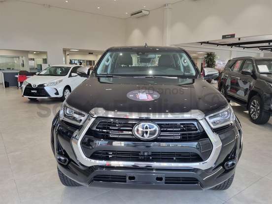 TOYOTA-HILUX-2026