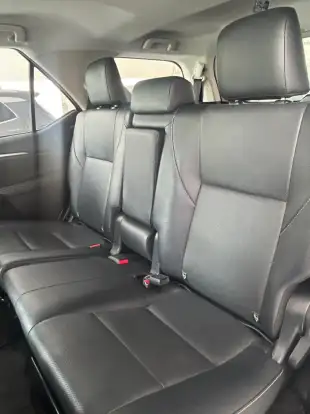 TOYOTA-HILUX SW4-2022
