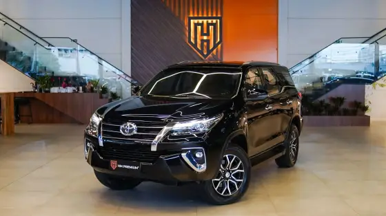 TOYOTA HILUX SW4 2.8 SRX 4X4 16V TURBO INTERCOOLER DIESEL 4P AUTOMÁTICO