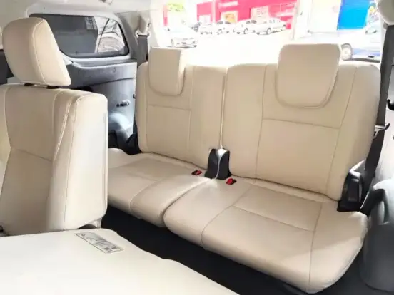 TOYOTA-HILUX SW4-2.8 SRX DIAMOND 4X4 7 LUGARES 16V TURBO INTERCOOLER DIESEL 4P AUTOMÁTICO TOYOTA-HILUX SW4-2019