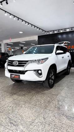 TOYOTA HILUX SW4 2.7 SR 4X2 16V FLEX 4P AUTOMÁTICO