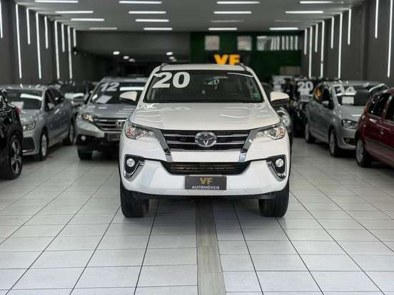 TOYOTA-HILUX SW4-2.7 SRV 7 LUGARES 4X2 16V FLEX 4P AUTOMÁTICO TOYOTA-HILUX SW4-2019