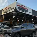 TOYOTA HILUX SW4 2.8 D-4D TURBO DIESEL SRX 4X4 AUTOMÁTICO TOYOTA HILUX SW4 2.8 D-4D TURBO DIESEL SRX 4X4 AUTOMÁTICO