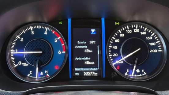TOYOTA-HILUX SW4-2.8 D-4D TURBO DIESEL SRX 4X4 AUTOMÁTICO TOYOTA-HILUX SW4-2023