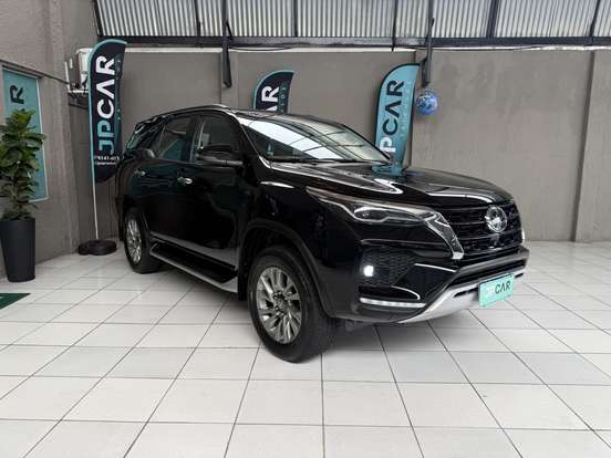 TOYOTA-HILUX SW4-2021