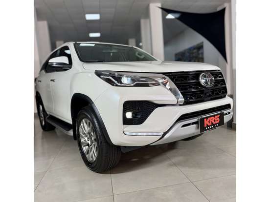 TOYOTA-HILUX SW4-2020