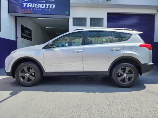 TOYOTA-RAV4-2013