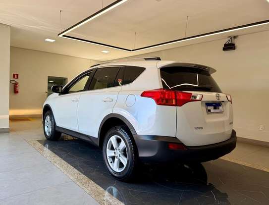 TOYOTA-RAV4-2.0 4X2 16V GASOLINA 4P AUTOMÁTICO TOYOTA-RAV4-2014