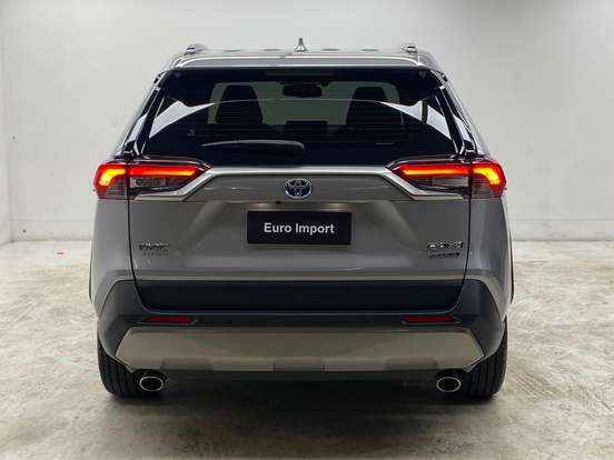 TOYOTA-RAV4-2024