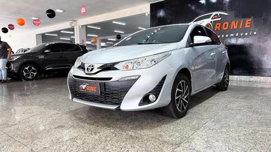 TOYOTA-YARIS-2019
