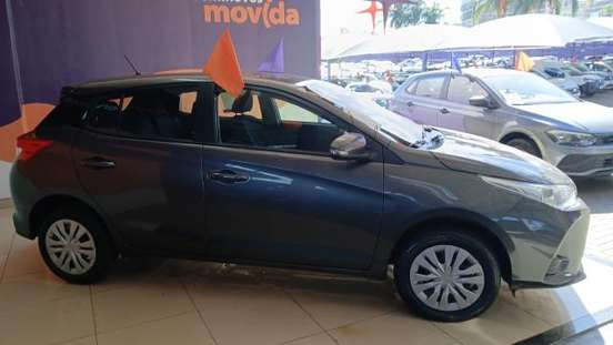 TOYOTA-YARIS-2024