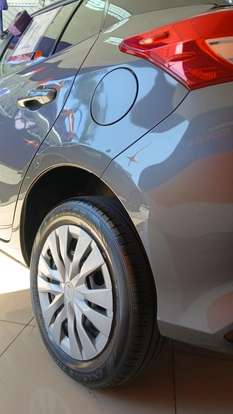 TOYOTA-YARIS-2024