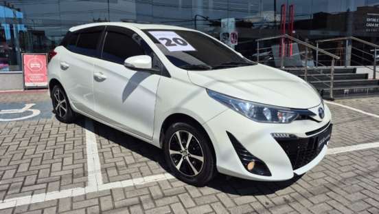 TOYOTA-YARIS-2020