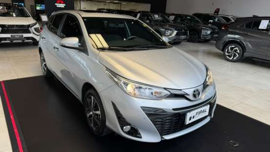 TOYOTA-YARIS-2019