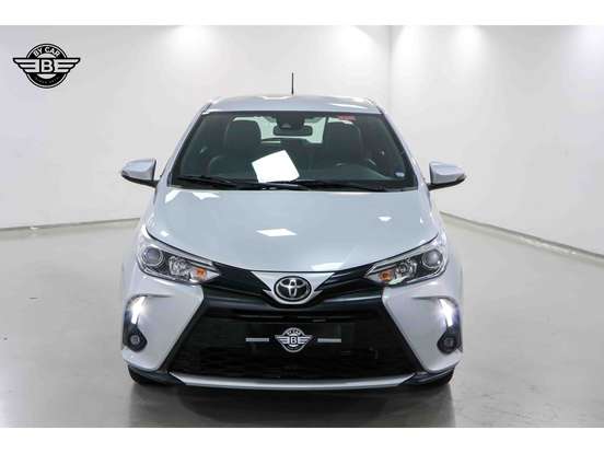 TOYOTA-YARIS-2024
