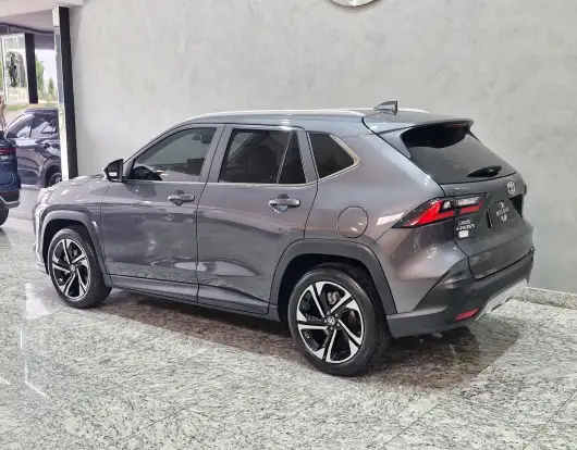 TOYOTA-YARIS CROSS-2026