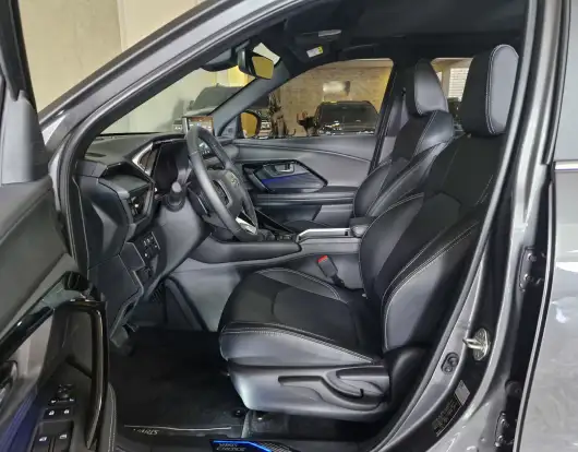 TOYOTA-YARIS CROSS-2026