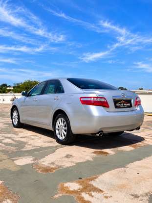 TOYOTA-CAMRY-2011