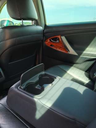 TOYOTA-CAMRY-2011