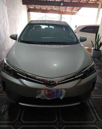 TOYOTA-COROLLA-2018